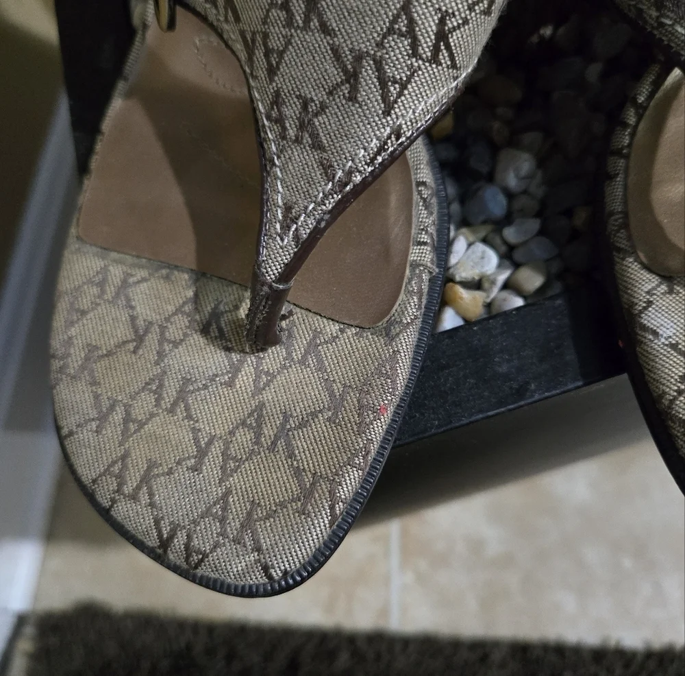 Anne Klein Signature Heeled Thong Sandals - Picture 2 of 8